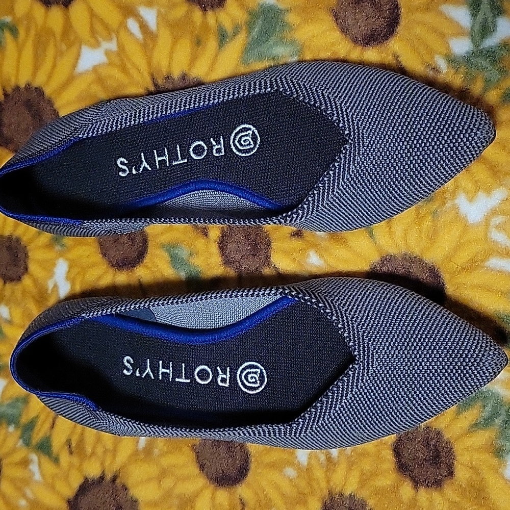 Rothys Women's Gray Flats